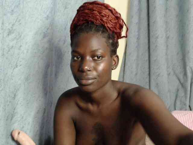 Quintessensual webcam