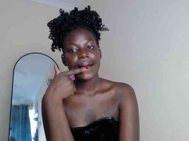 Quintessensual webcam