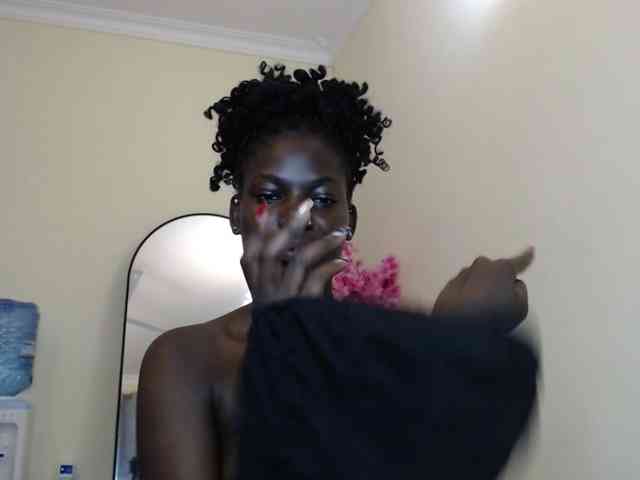 Quintessensual webcam