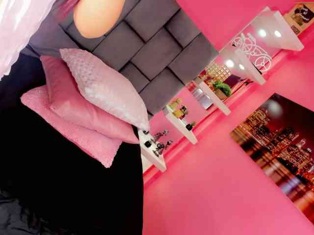 Zara-Rose Live Webcam on BongaCams