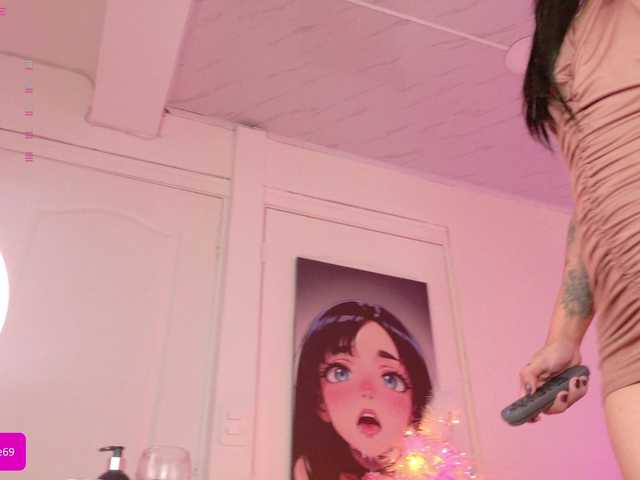 Violetlane's BongaCams show and profile