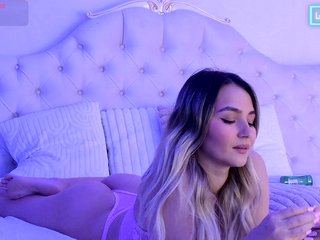 AniaKarenina Porn Show