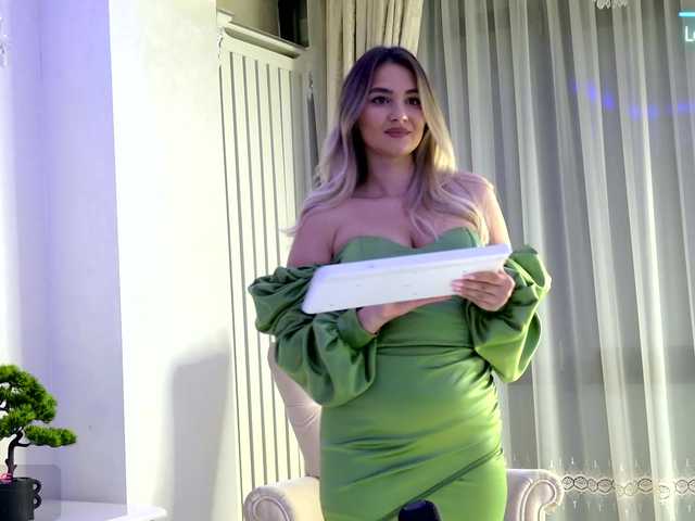 AniaKarenina's Thumb Image