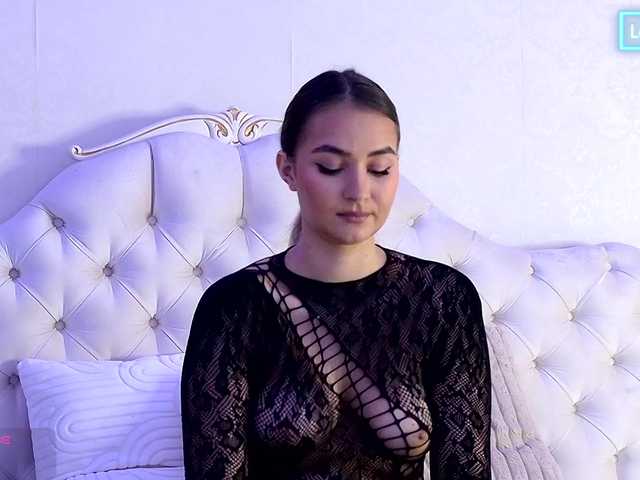 AniaKarenina's BongaCams show and profile