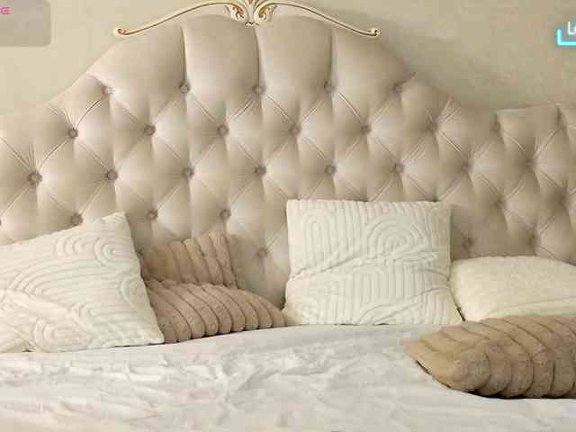 AniaKarenina Live Webcam on BongaCams