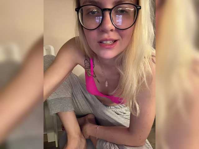 PinkWave – webcam model profile photo