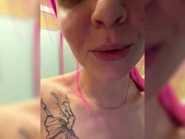 PinkWave Live Webcam on BongaCams