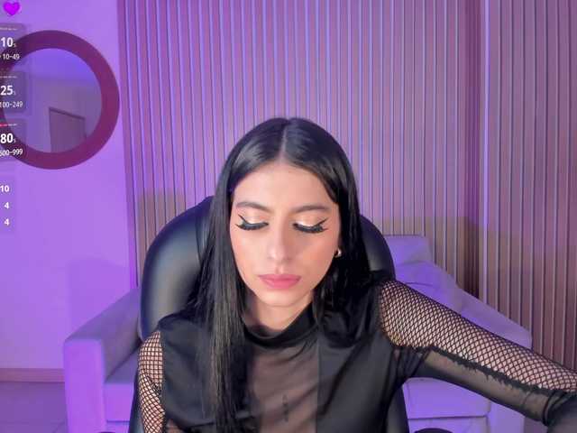 BellaConnor's BongaCams show and profile