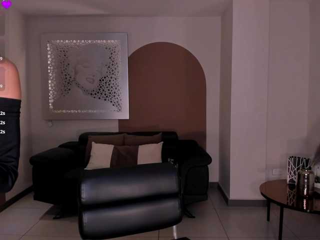 BellaConnor's BongaCams show and profile