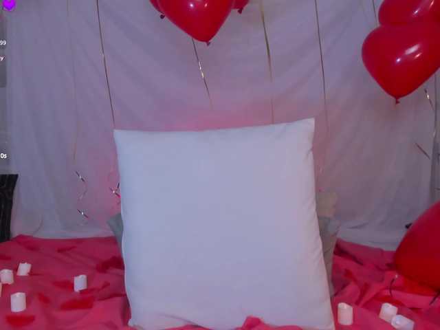 BellaConnor's BongaCams show and profile