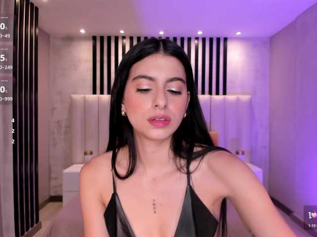 BellaConnor's BongaCams show and profile