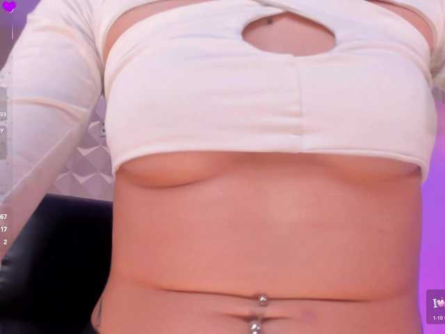 BellaConnor's BongaCams show and profile