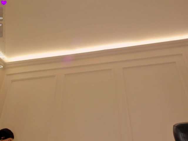 BellaConnor —  Make me feel like the queen of your dick Goal: Striptease + Cum show @remain  IG:@bellaconnor20 