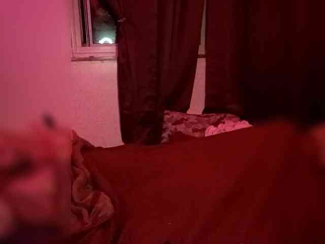 UsUnleashed88 Live Webcam on {site_name}