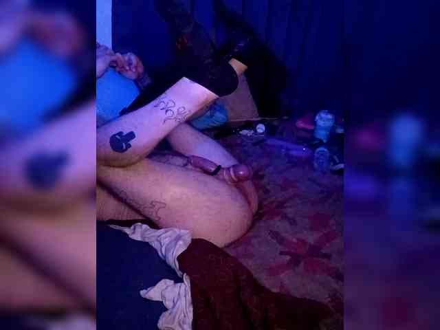 UsUnleashed88 Live Webcam on BongaCams