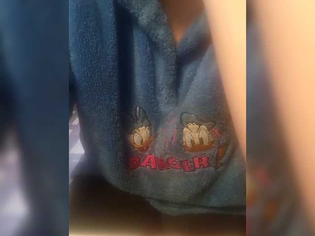 Konfetka228 – webcam model profile photo