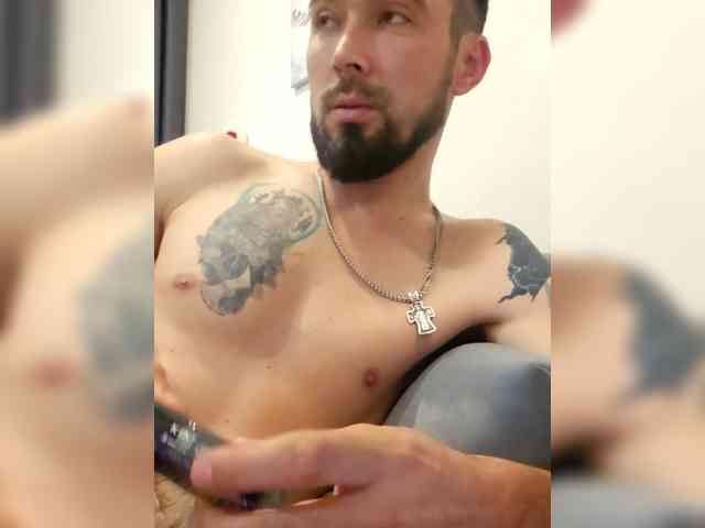 Sozdatel1 Live Webcam on BongaCams