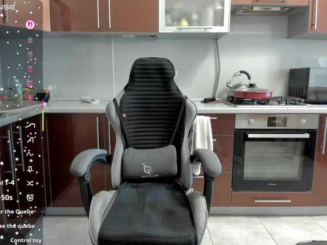 CarrieXDean's BongaCams show and profile