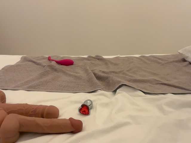 BlackMuse's BongaCams show and profile