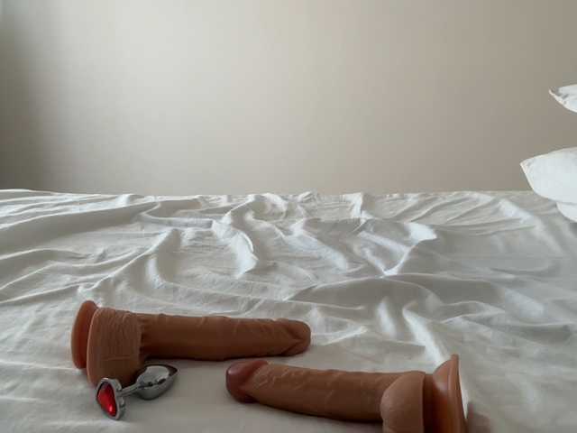 BlackMuse's BongaCams show and profile