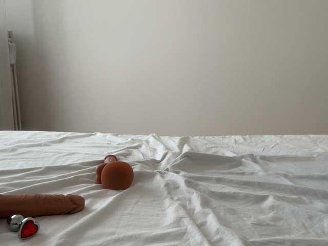 BlackMuse's BongaCams show and profile