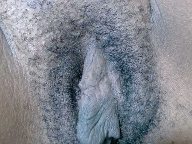 Skinybitchx from BongaCams is Freechat