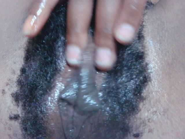  Skinybitchx chat room