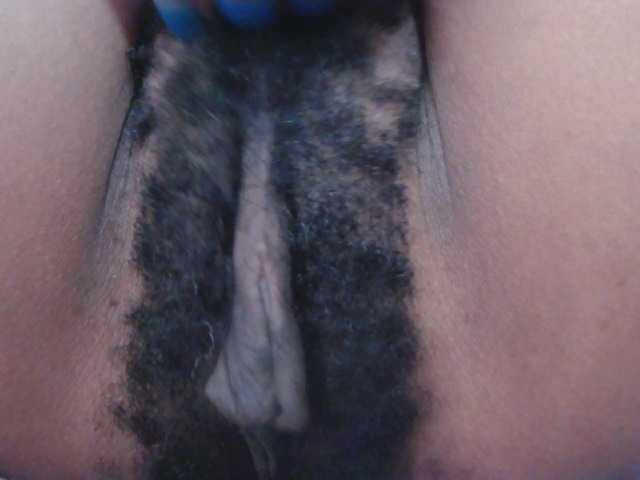  Skinybitchx chat room