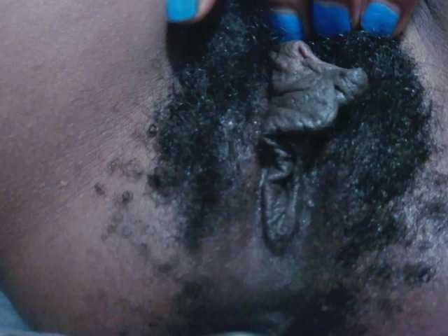  Skinybitchx chat room