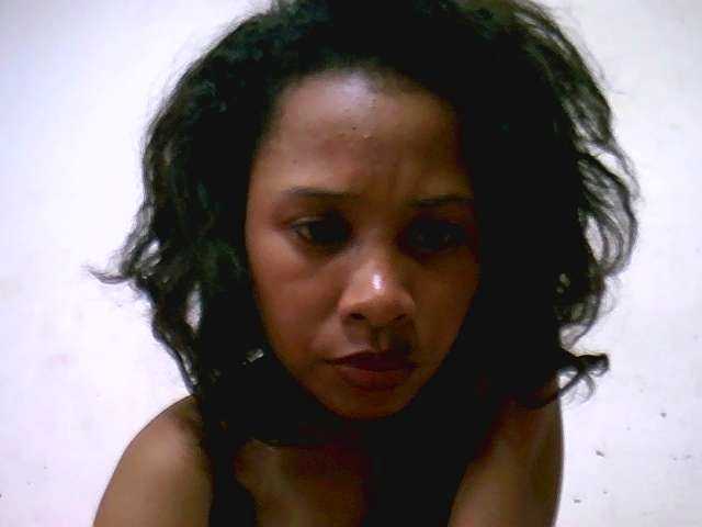 Anita Quin (AnitaQuin)