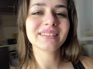 Cherry-berryMax98 Porn Show