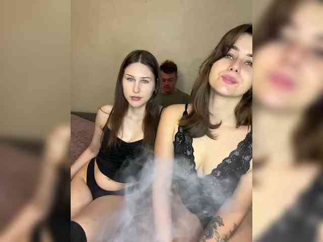 Cherry-berryMax98 webcam