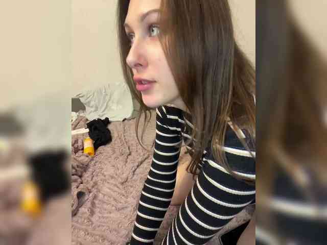 Cherry-berryMax9... Live Webcam on BongaCams