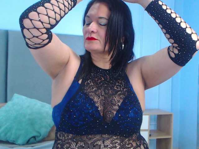 go to chat with LenaCorbet