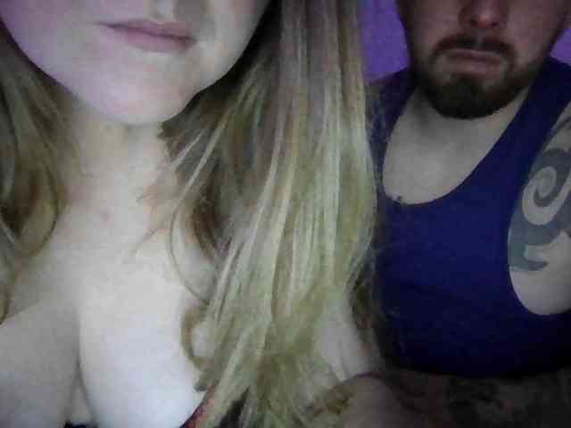 CuriousCouple91 webcam