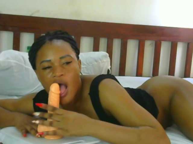 Sexylavinnn's BongaCams show and profile