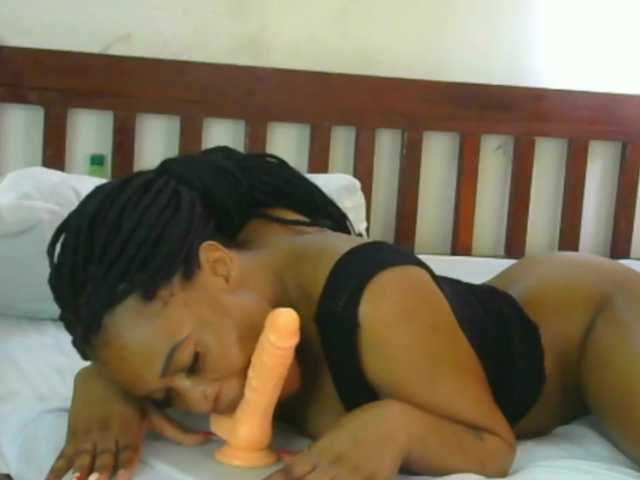 Sexylavinnn's BongaCams show and profile