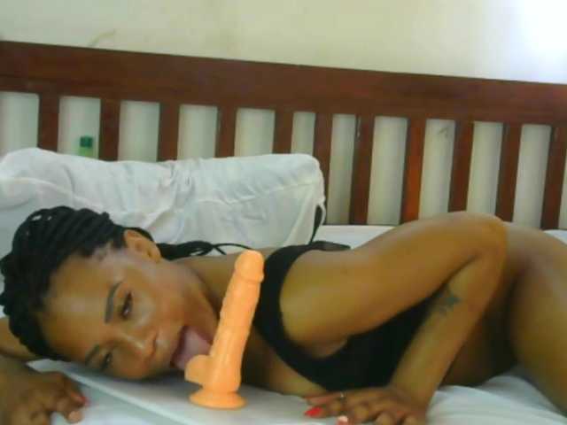 Sexylavinnn's BongaCams show and profile