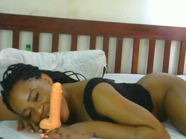Sexylavinnn's BongaCams show and profile