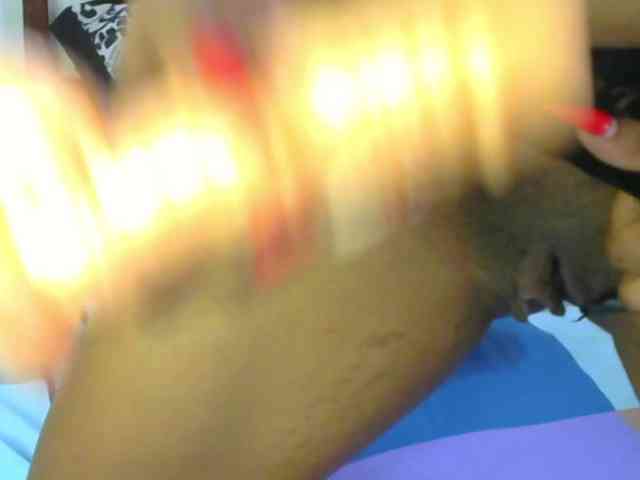 Sexylavinnn Live Webcam on {site_name}