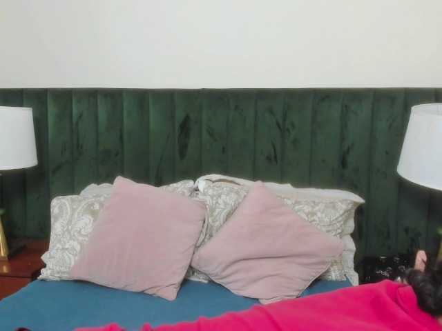 BlakeAndAllisa's BongaCams show and profile