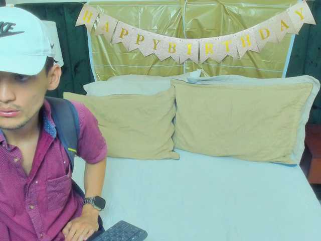 BlakeAndAllisa's BongaCams show and profile