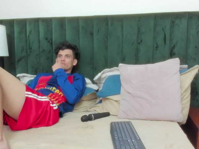 BlakeAndAllisa's BongaCams show and profile