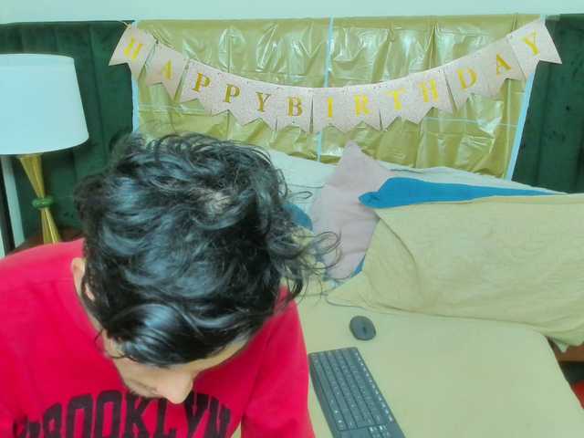 BlakeAndAllisa's BongaCams show and profile