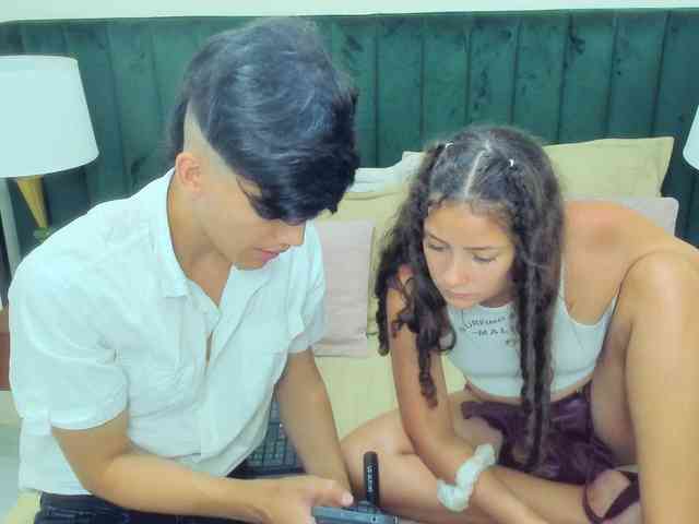 BlakeAndAllisa webcam