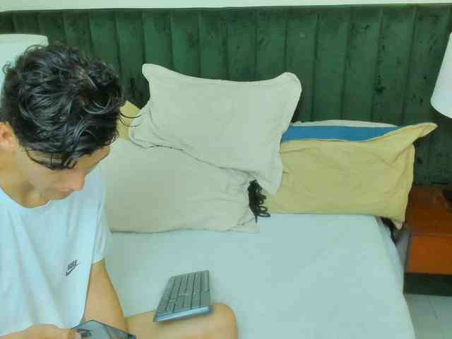 BlakeAndAllisa webcam