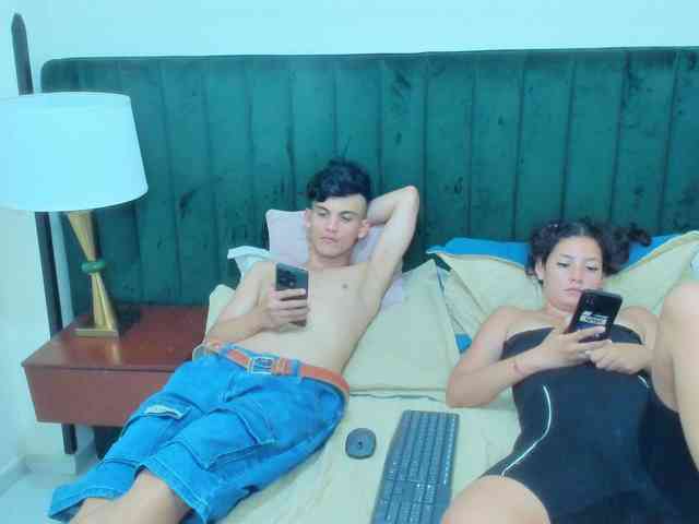 BlakeAndAllisa webcam