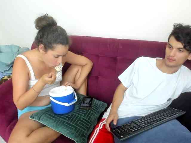 BlakeAndAllisa webcam