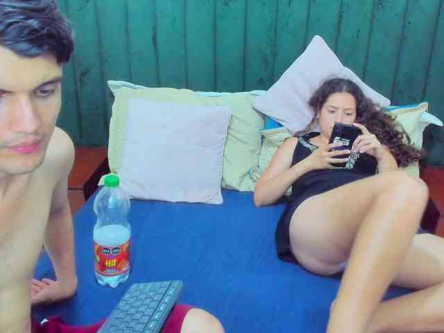 BlakeAndAllisa BlakeAndAllisa