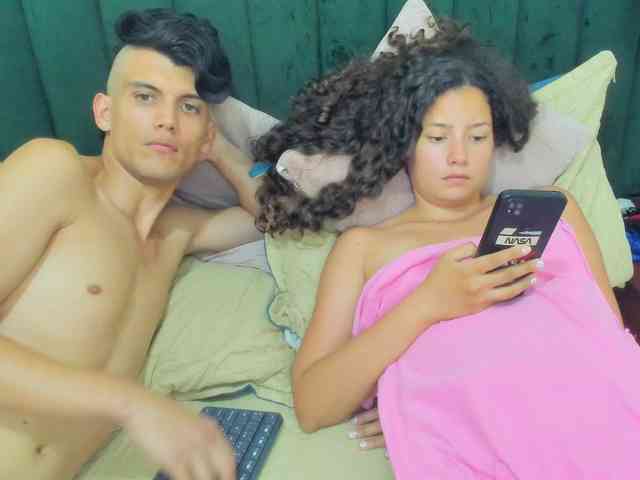 BlakeAndAllisa webcam